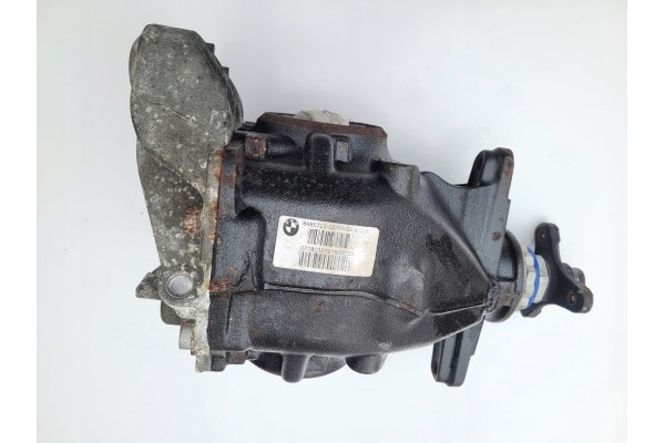 BMW SERIES F DYFER REAR BRIDGE 8485723 7605589 8485724 7605590