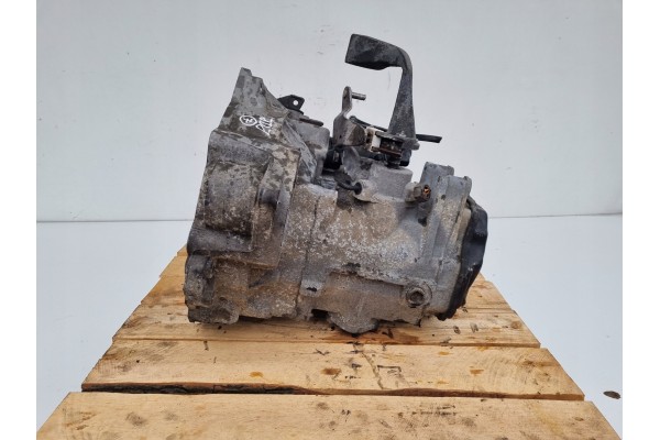 VW New Beetle 1 6 8V GEARBOX JDJ manual MANUAL Part manufacturer VAG SYSTEM