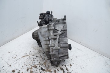 GEARBOX VOLVO XC90 AND MANUAL AWD 2 4 566R7002CE 31259476 Transmission type manual