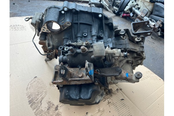 GEARBOX TOYOTA COROLLA E12 2 0 D 4D 90 KM COMPLETE MANUAL D 4D Catalog number of the part SKRZYNIA BIEGOW TOYOTA COROLLA E12 2 0