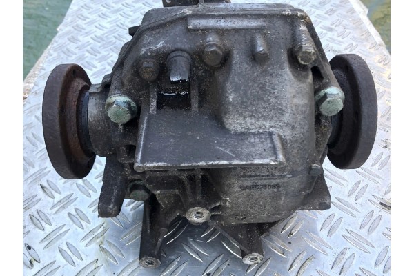 2005 Audi A8 S8 D3 4E Rear differential HNK Car type passenger cars