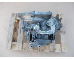Transmission Opel Astra H Zafira B 1 9 CDTI M32