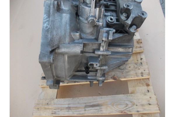Transmission Opel Astra H Zafira B 1 9 CDTI M32 Packaging status replacement