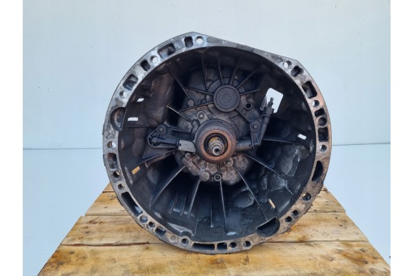 Mercedes Sprinter W906 2 2 CDI GEARBOX A9062610303 A9062610701 Catalog number of the part A9062610701