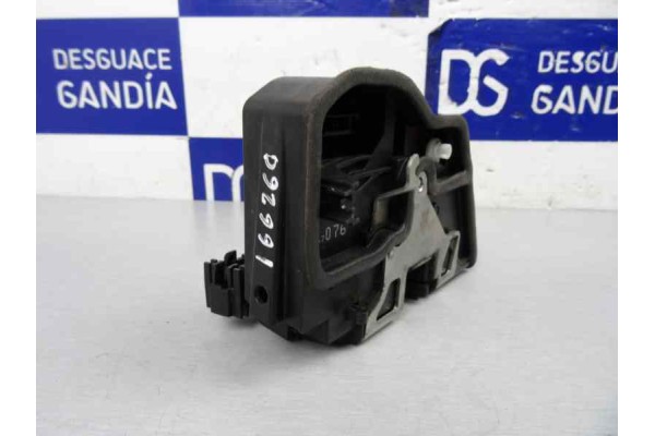 5 PIN CERRADURA PUERTA TRASERA DERECHA BMW SERIE 1 BERLINA (E81/E87) 120d 2006 5 PIN 166260 BMW - 3