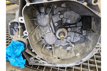 OPEL CROSSLAND X GEARBOX 1 2 THP HN02 9801309110 20EA77 Catalog number of substitutes OPEL CROSSLAND X SKRZYNIA BIEGOW 1 2 THP H