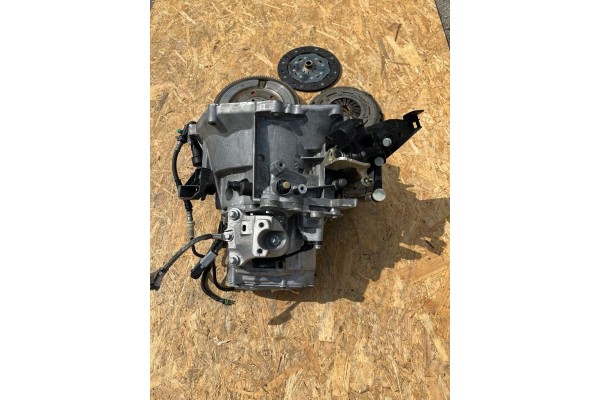 COMPLETE TRANSMISSION CLUTCH 20V253 MOKKA B 3008 II 23r 40km 1 5HDI Part manufacturer Opel OE