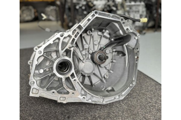 DACIA DUSTER II 4x4 GEARBOX TL8B014 TL8 320102278R 1 5 DCI K9KU878