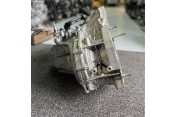 DACIA DUSTER II 4x4 GEARBOX TL8B014 TL8 320102278R 1 5 DCI K9KU878 Catalog number of the part DACIA DUSTER II 4x4 SKRZYNIA BIEGO