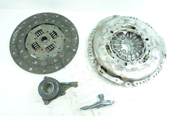 FORD TRANSIT 2 2 TDCi CLUTCH LUK 627304033 1468026 1512917 1675978 EAN GTIN 4014870184490