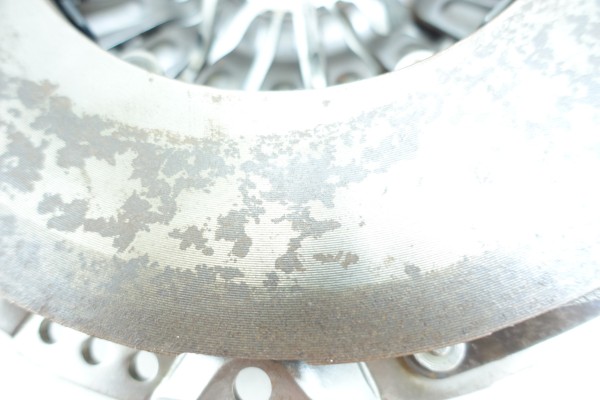 FORD TRANSIT 2 2 TDCi CLUTCH LUK 627304033 1468026 1512917 1675978 Catalog number of substitutes BLUE PRINT ADF1230136 BORG BECK