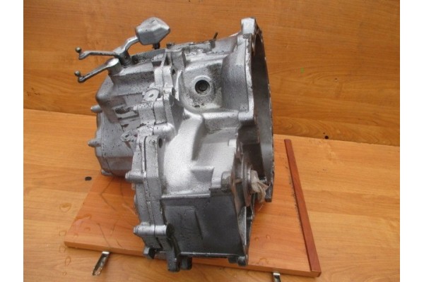 SAAB 9 3 2 2 TID TRANSMISSION 5 GEARS FM57 301 i 3 82 Car type passenger cars