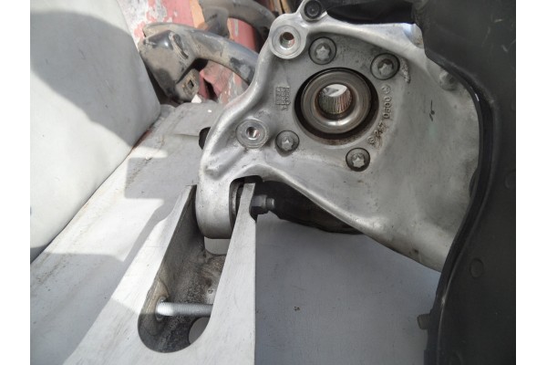 Viga de Eje Trasero Brazo de Suspensión Trasera Mercedes GLB W247