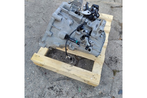 MANUAL GEARBOX PEUGEOT 308 T9 II 2 0 BLUEHDI 20MB40 Car type passenger cars