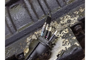 Puente trasero SKODA OCTAVIA Y COMBI 1.8 TURBO 4X4 02D525733B