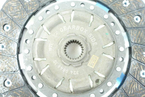 CLUTCH VW PASSAT B6 2 0 TDI 624397634 02M141671 03G141015 0A5141671 Engine type gasoline diesel