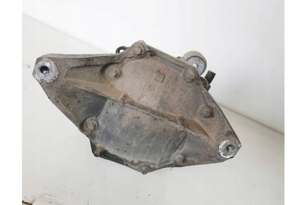 Mercedes C Class W205 15r C250 2 2 CDI 4MATIC Bridge dyfer rear 2 474 Catalog number of the original a2053510008