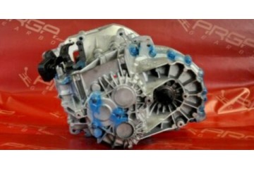 Gearbox 8G9R7002RC Volvo S80 II V70 III 2 0D 100kW 136KM Car type 4x4 SUV passenger cars