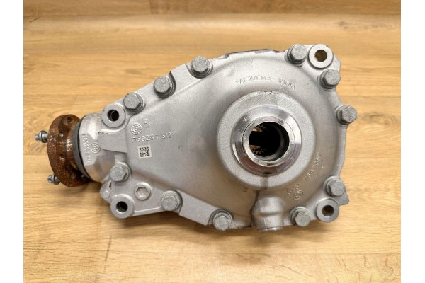 BMW 4 G22 M PACKAGE 430iX COUPE 22r 23km B48B20D DIFFUSER BRIDGE FRONT NEEDLE Part manufacturer BMW OE