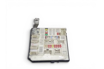 8200481866J CAJA RELES / FUSIBLES RENAULT SCENIC II (JM)
