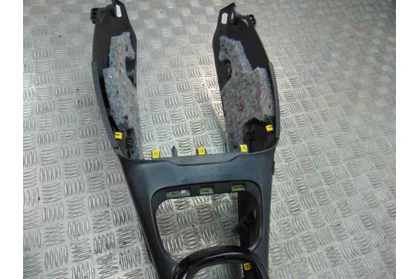  APOYABRAZOS CENTRAL CITROEN C4 CACTUS Feel 2018 177590 CITROEN - 12