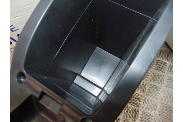  APOYABRAZOS CENTRAL CITROEN C4 CACTUS Feel 2018 177590 CITROEN - 13