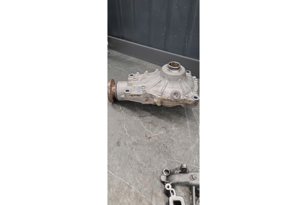 10425761 BMW G05 X5 X6 G06 M50D DIFFUSOR REDUCER FRONT BRIDGE