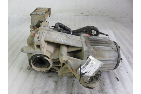JEEP PATRIOT MK74 2 4 4x4 ED3 P3501A115 Part manufacturer Jeep OE