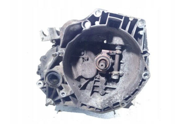 Vauxhall Combo Manual 5 speed gearbox 1 3 CDTI 16V Diesel 2011 Part manufacturer Vauxhall