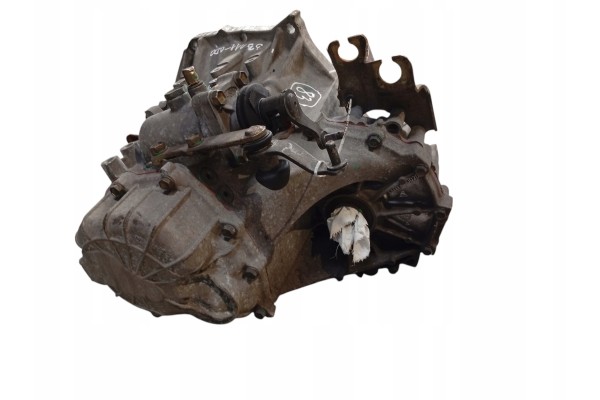 GEARBOX TOYOTA YARIS AND 99 05 1 3 VVTI 33111 0D020 Part manufacturer Toyota OE