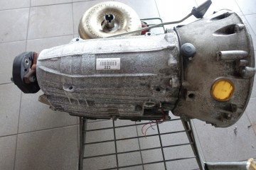 Mercedes w204 2 2 cdi chest 722908 LIFT 2042709102 2042703705 Catalog number of the part 2042703705 651 3