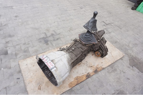 GEARBOX REDUCER EA30A NISSAN NAVARA III D40 2 5 DCI Catalog number of the part SKRZYNIA BIEGOW REDUKTOR EA30A NISSAN NAVARA III 