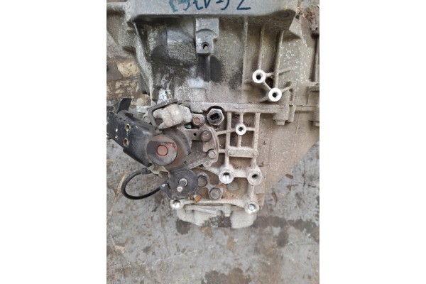 HYUNDAI I30 II KIA CEED II MANUAL GEARBOX ZG17HJ 2015 Transmission type manual
