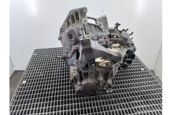 MANUAL GEARBOX JAGUAR X TYPE 1X4R 7002 AD 2 5 V6 Part manufacturer Jaguar OE