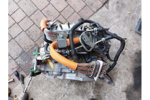 GEARBOX OUTLANDER III 2 0 PHEV 17r F1EKA Car type 4x4 SUV passenger cars