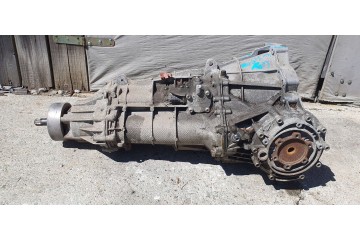 Audi Q5 8R 2 0 tdi LRZ quattro Manual transmission Transmission type manual