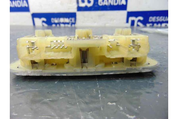 9680713880 LUZ INTERIOR CITROEN BERLINGO COMBI