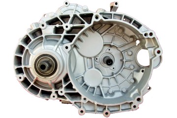 Gearbox housing VW MULTIVAN T5 2 5 TDi HRU Catalog number of the part Obudowa Skrzynia biegow HRU