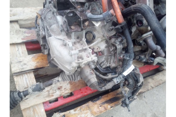 TOYOTA PRIUS III 09 15 1 8 hybrid Transmission type automatic