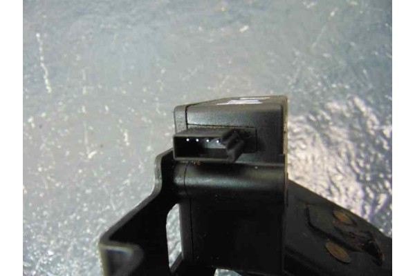 4 PIN CERRADURA MALETERO / PORTON BMW SERIE X3 (E83) 3.0d 2004 4 PIN 179581 BMW - 1