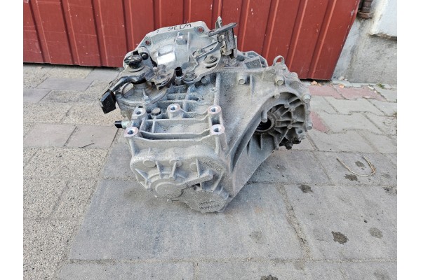 GEARBOX HYUNDAI I30 III 1 4 T GDI WJJ6L Part manufacturer Hyundai OE
