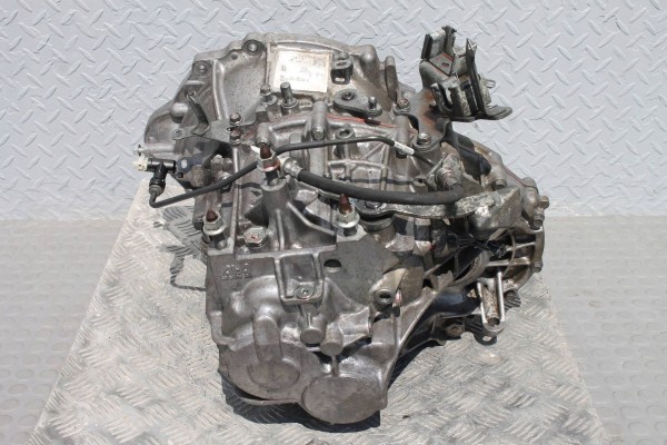 Caja de Cambios Manual 6 Velocidades 2WD Mitsubishi Eclipse Cross 1.5 