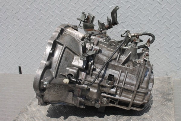 Caja de Cambios Manual 6 Velocidades 2WD Mitsubishi Eclipse Cross 1.5 