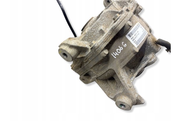 Rear differential Land Rover Range Rover Sport L461 M8E24A213AB Catalog number of the part M8E24A213AB