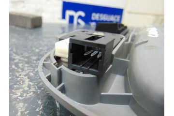 OK55251320  REJILLA AIREADORA KIA CARNIVAL II (FL) 2.9 CDRi EX 2002 OK55251320 180574 KIA - 2