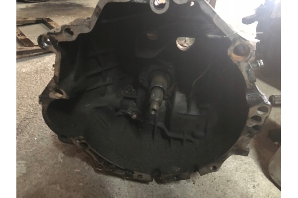 AUDI A4 B5 8D5 LIFT GEARBOX 2 4 V6 DHU 11068 Transmission type manual