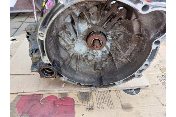 GEARBOX FORD FIESTA MK7 1 25 B 13r Catalog number of the part 8A6R 7002 JG