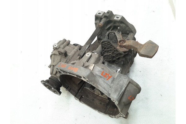 VW CADDY III MANUAL GEARBOX LZY 5 GEARS