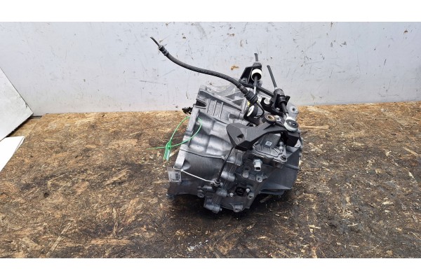 6 SPEED GEARBOX FU1R 7002 AEC VOLVO V40 II 2 0D D2 12 19 Transmission type manual