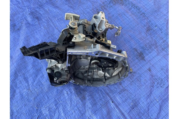PEUGEOT 208 II GEARBOX 1 2 20A730 2022R